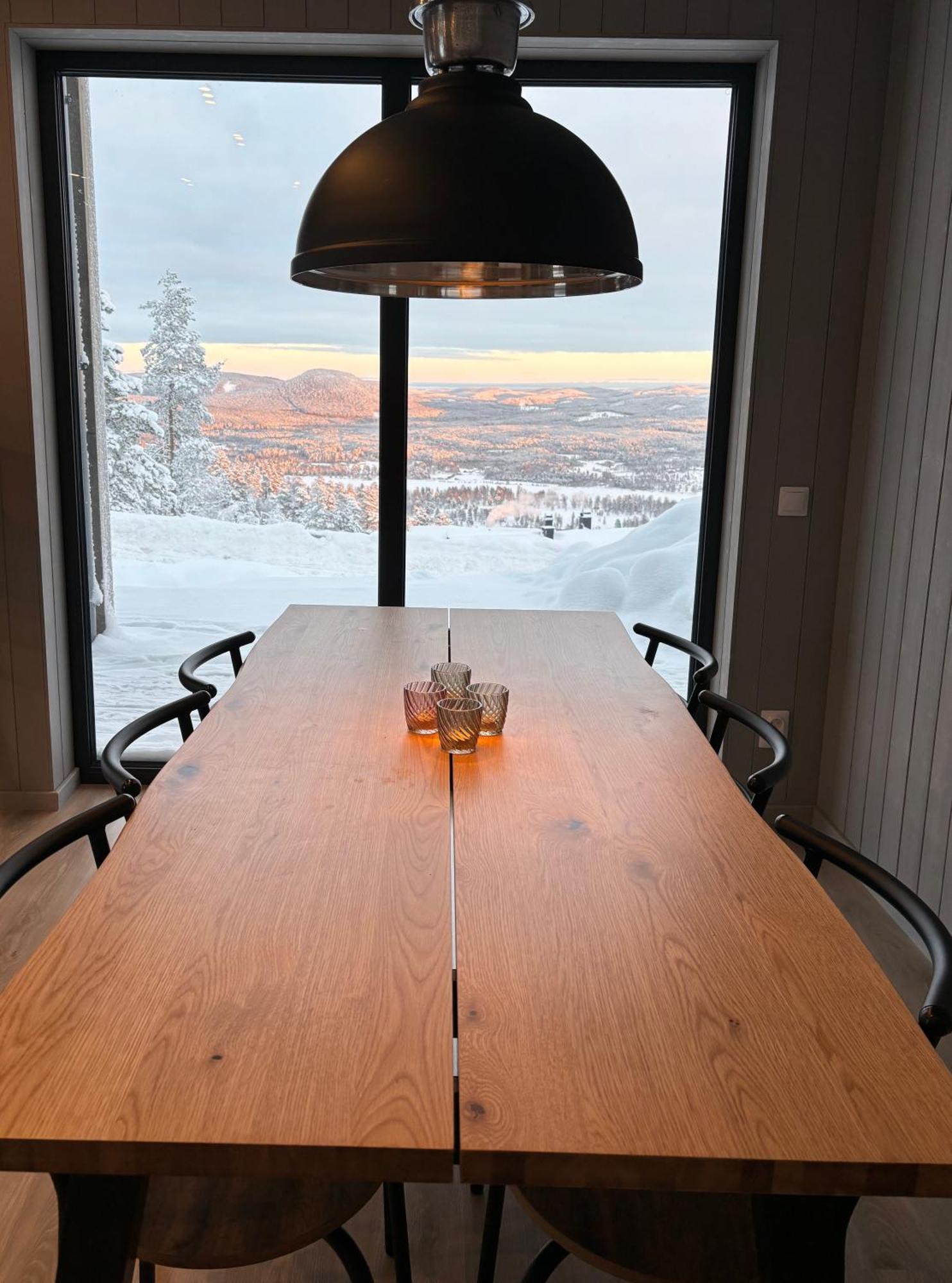 Toppvillan - Ski In - Ski Out - 200 M Till Toppen Och Cykelleder Järvsö Esterno foto